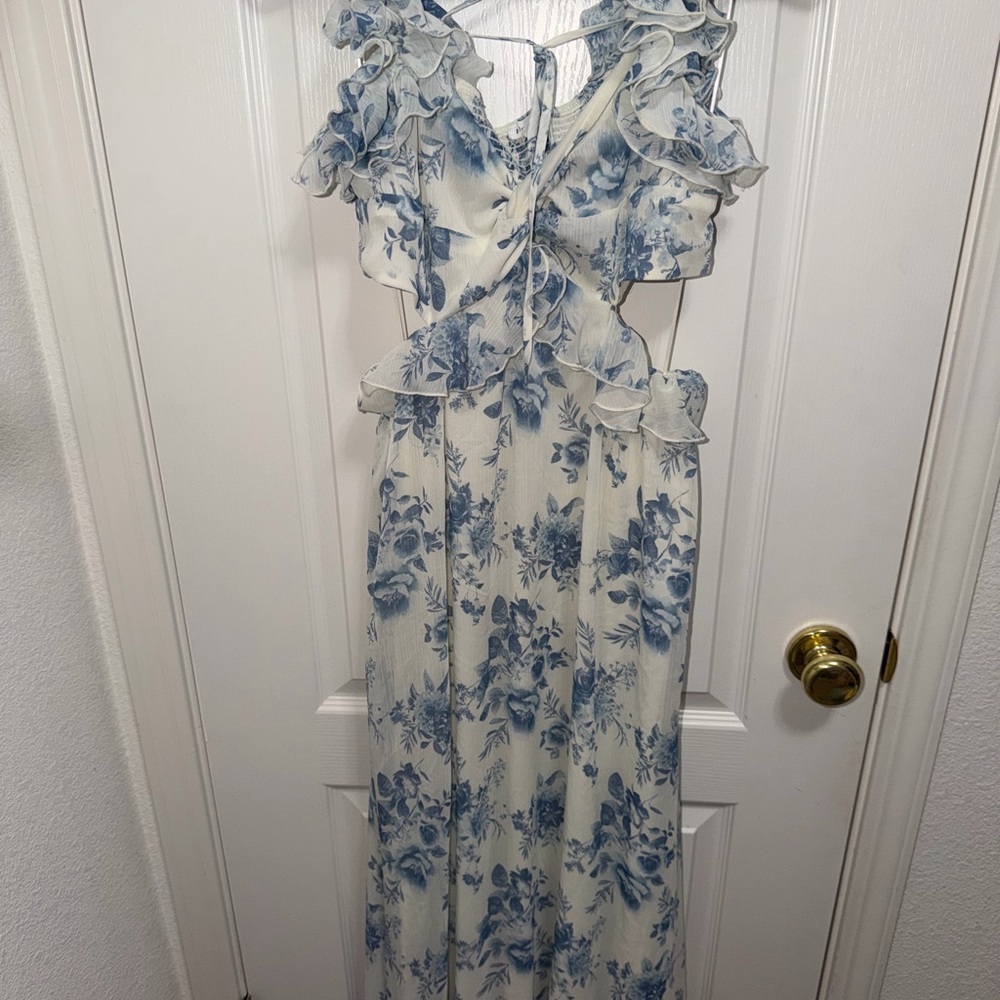 Blu Pepper Blue and White Smocked Dress - Picture 4 of 6